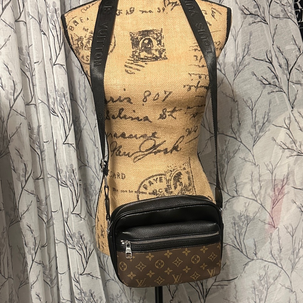 New Fashion Inspired Item (BAG)
#14